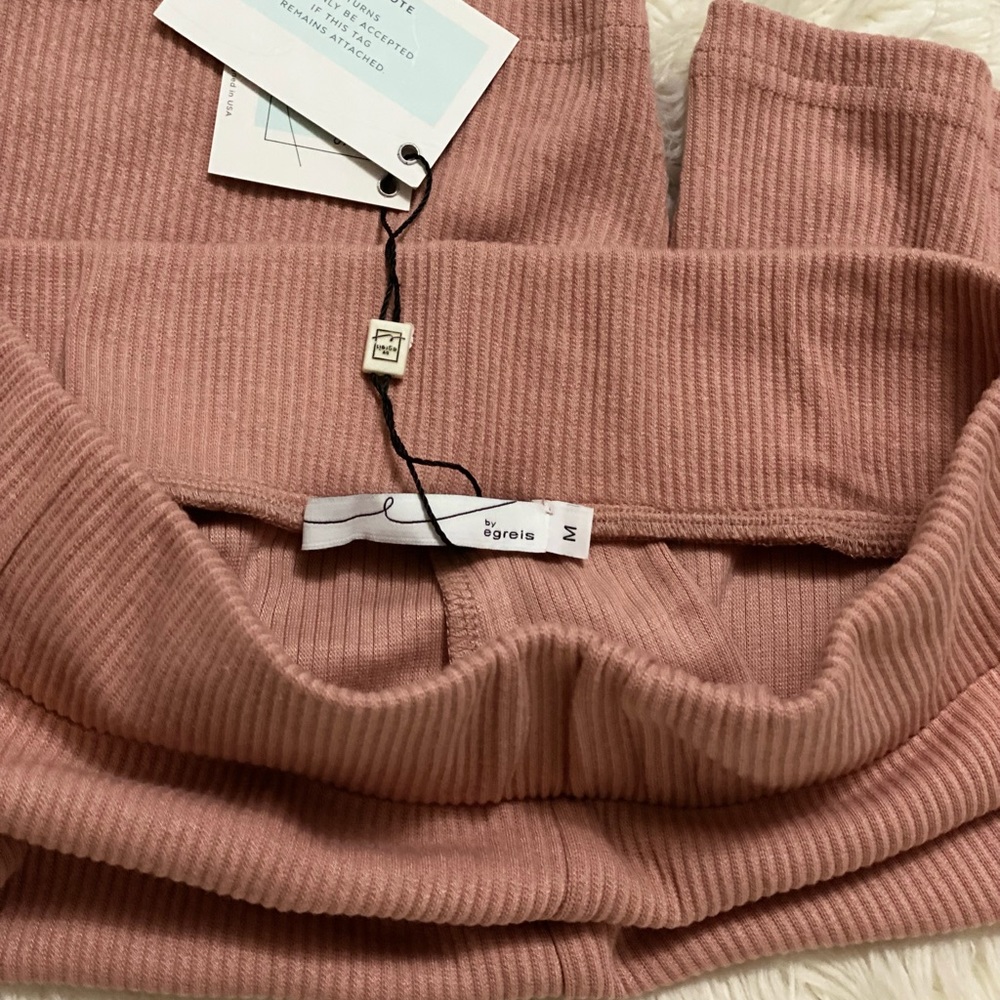 ByEgries, pink shorts. Size M